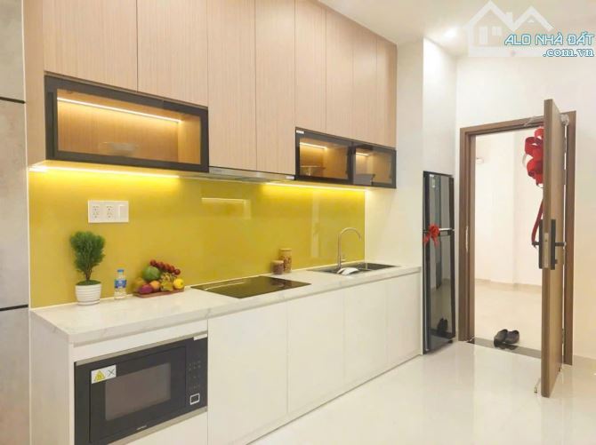 Căn hộ 2PN 2WC mặt tiền Quốc Lộ 1A - gần chợ Bình Chánh. Chỉ cần thanh toán trước 350tr