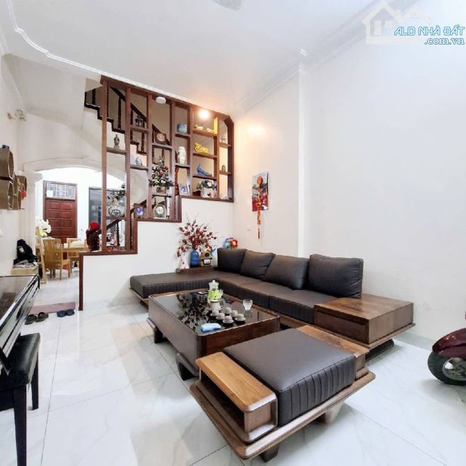 🏡 NGUYỄN CẢNH DỊ – ĐỊNH CÔNG | 54M² – 4 TẦNG  – 3 Ô TÔ TRÁNH – VỈA HÈ RỘNG