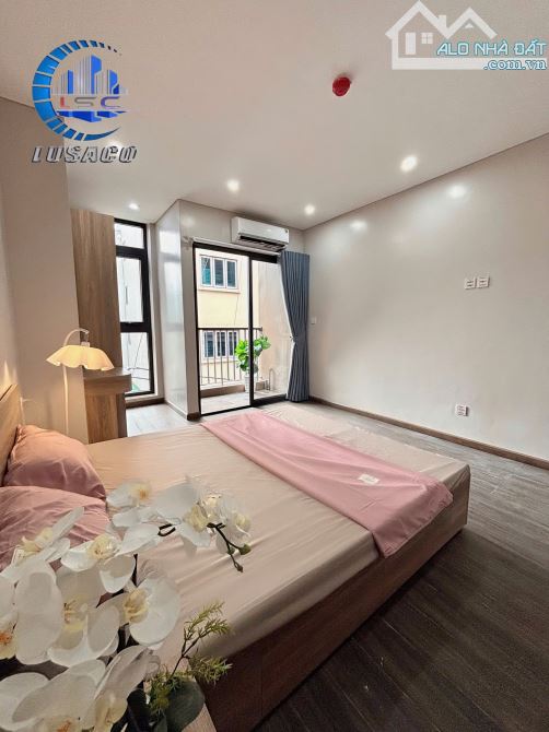 Cho Thuê CCMN Ngõ 45 Đồng Me Nam Từ Liêm 30m2 Studio Ban Công Cửa Sổ Thang Máy Giặt Chung