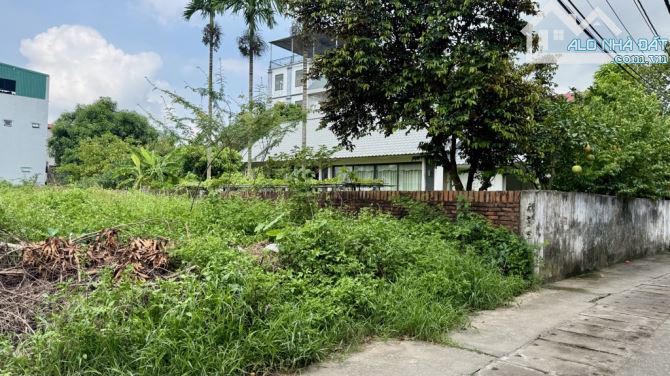 Đất Kiêu Kỵ - Tiềm Năng - Oto 7 chỗ Thông - 60M