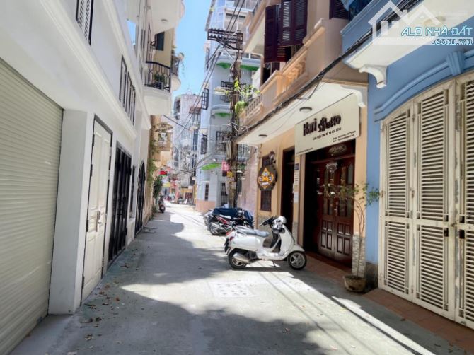 Nhà đẹp kinh doanh Đống Đa - Căn góc 2 thoáng - Oto vào tận nhà💥100m2 - MT10m - 38.5 Tỷ
