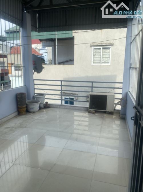♻️ Thanh Am - Thượng Thanh , nhà dt 37m² , 3 tầng , 3 ngủ  , đầy đủ công năng.
