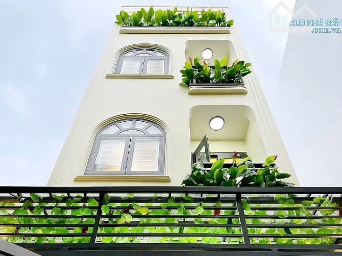 Cần bán nhà siêu đẹp 2 lầu 1 sân thượng hẻm Phạm Văn Chiêu, Gò Vấp