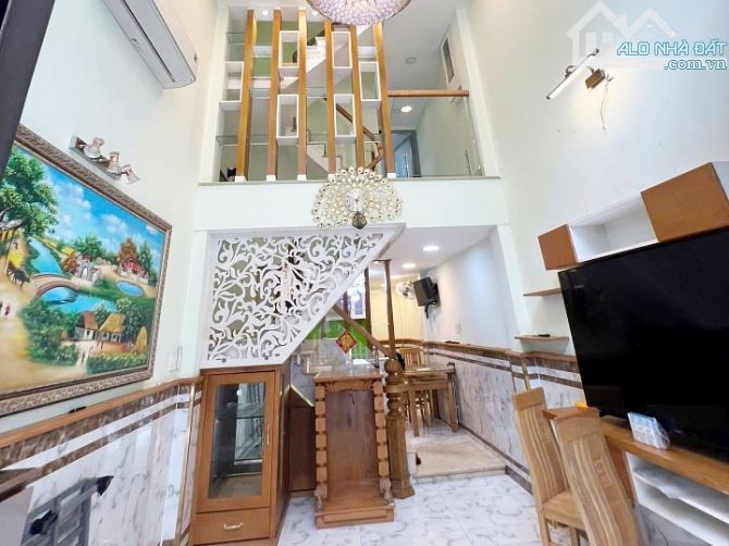 Bán nhà Quận 10, 1 lửng, 2 lầu, sân thượng hẻm Hồ Thị Kỷ - gần chợ hoa & khu ẩm thực.