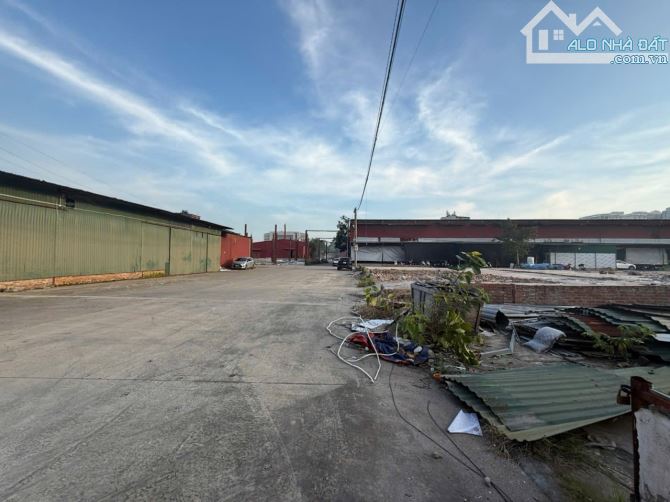 CHO THUÊ 10.000 m² KHO BÃI TẠI VĨNH TUY – DIỆN TÍCH LINH HOẠT,