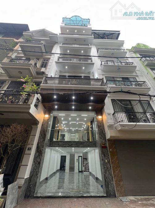 Siêu phẩm phân lô ! Hàng xóm của Timescity 7 tầng thang máy 2 thoáng vừa ở vừa kinh doanh