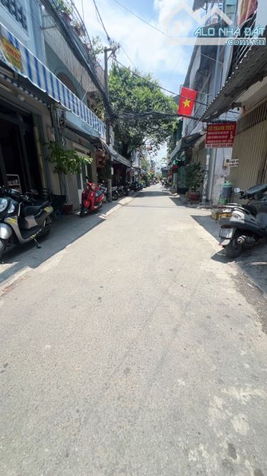 BÁN NHÀ HẺM NHỰA 6M ĐINH TIÊN HOÀNG - BÌNH THẠNH - 2 TẦNG - 5.2M × 10M - NHỈNH 7 TỎI