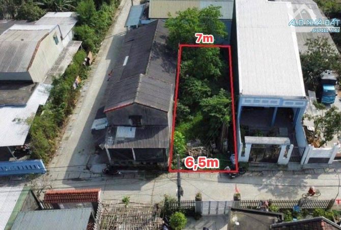 Đất mt xóm Lại Thế gần sân bóng giá siêu rẻ