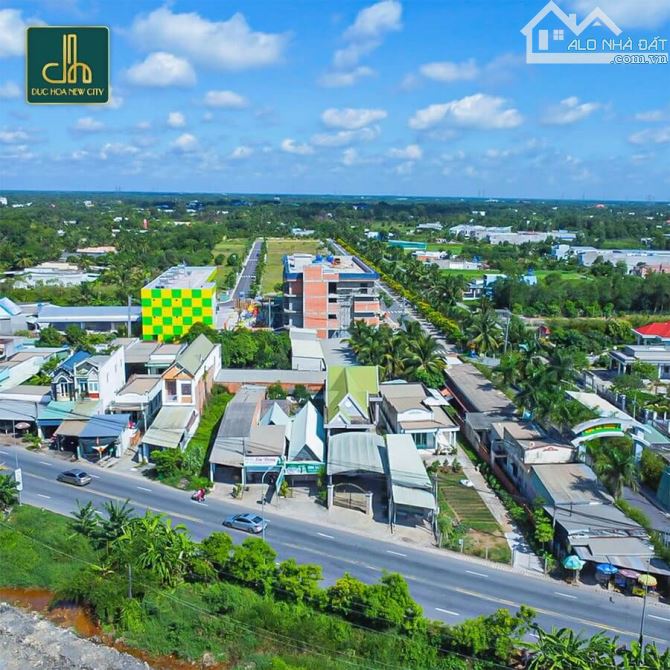 CÒN 30 LÔ ĐẤT NỀN CẦN BÁN GẤP GẦN CHỢ ĐỨC HÒA, SỔ HỒNG RIÊNG, THỔ CƯ