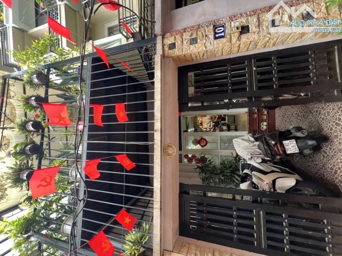 Bán nhà Lân Du Bồ Đề,Long Biên 57m2 xây 4 tầng 4 phòng ngủ gần hồ