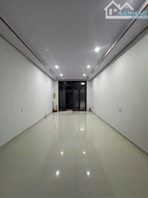 "Hiếm" lô đất ngang 8,2m dài 14m. HXH khu phân lô đồng bộ, P10, Quang Trung. Giá chỉ 10 tỷ