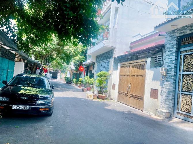 MẶT TIỀN KD HẺM XH THÔNG, 4 TẦNG NGANG TO 5.5M. Cách Phú Mỹ Hưng chỉ 500m