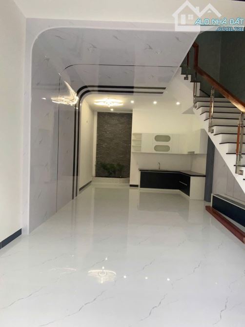 🏠 MỘT CĂN NHÀ ĐẸP MỚI HOÀN THIỆN – TRUNG TÂM