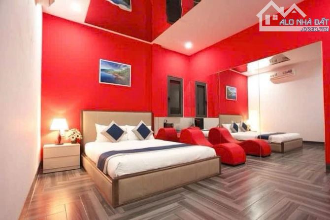 Bán nhanh khách sạn 3 tầng siêu đẹp Trung tâm quận Liên Chiểu
