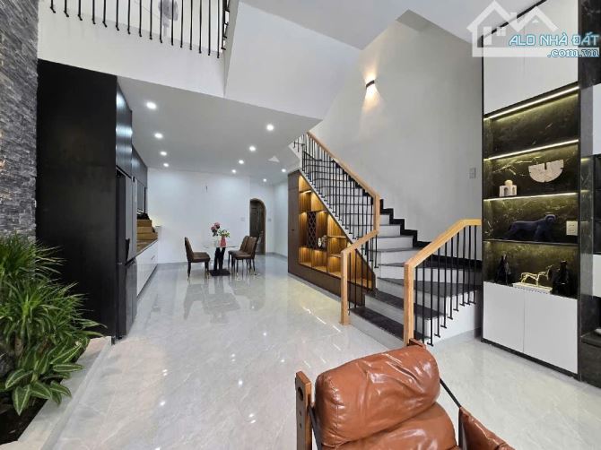 💞BÁN NHÀ 3 TẦNG ĐẸP HOÀ XUÂN – ĐƯỜNG 7.5M – THIẾT KẾ HIỆN ĐẠI – FULL NỘI THẤT SANG TRỌNG