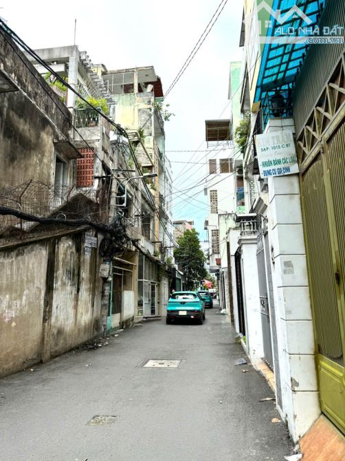 🔥 BÁN NHÀ ĐẸP MỚI KENG 3 TẦNG, HXH TRẦN ĐÌNH XU QUẬN 1 - TẶNG NỘI THẤT - CHỈ 5,7 TỶ 🔥
