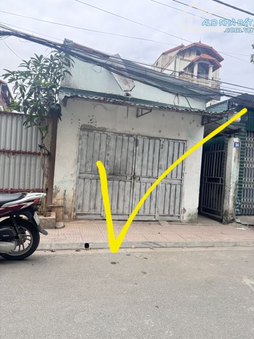 137/150 M2 / 15 tỷ Bồ Đề.Phú Viên. Vỉa hè Ô tô Chánh