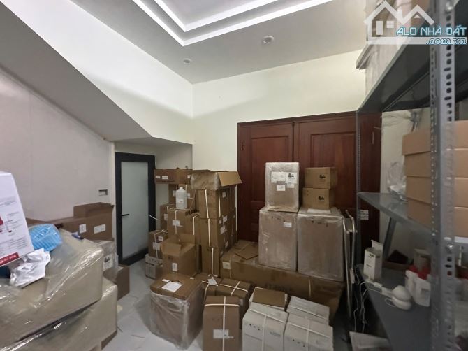 Bán nhà Liền Kề Hải Ngân, Thanh Trì, 50m2x7T, Giá nhô 17.9 tỷ, 7 tầng full nội thất cao cấ