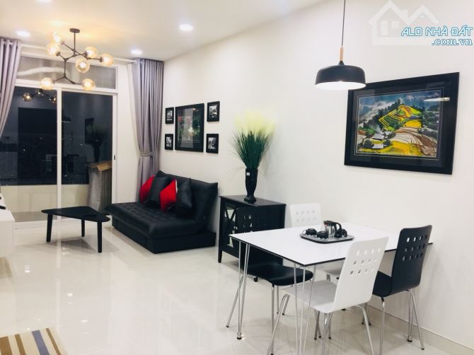 Hàng hiếm căn hộ cao cấp Grand Riverside 50m2 Bến Vân Đồn TP.HCM
