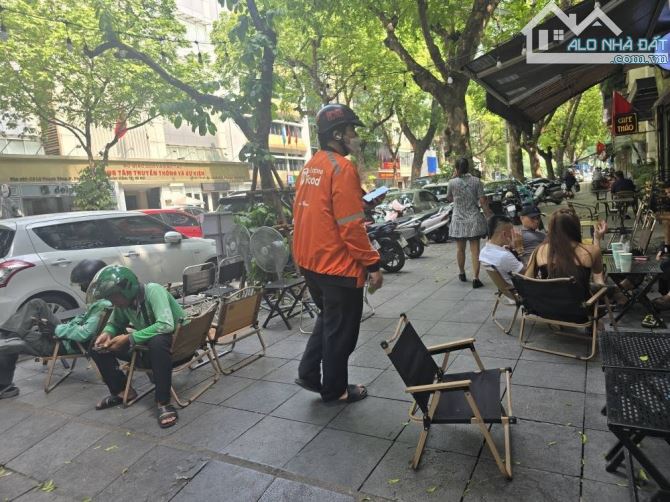 Bán Nhà Phố Lê Thánh Tông Hoàn Kiếm 35m2-4T 1 SỔ 1 CHỦ 14,3 Tỷ Có Thương Lượng.