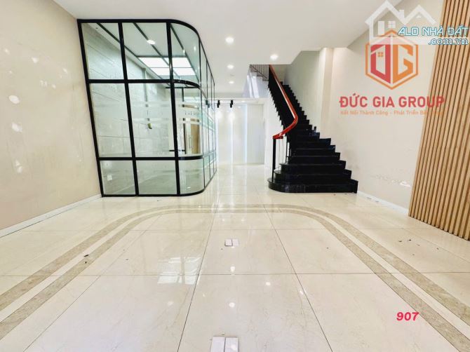 Cho thuê shophouse 1 trệt 2 lầu Vincom Trung Tâm Thành Phố Biên Hoà