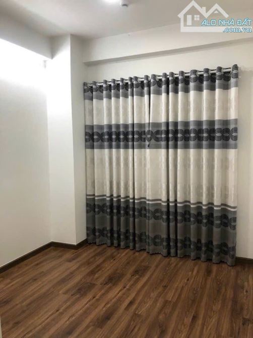 Nhà mặt tiền Nguyễn Thị Minh Khai 275m2 giá rẻ đầu tư chỉ 43tr/m2