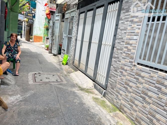 BÁN NHÀ HẺM PHAN XÍCH LONG - PHÚ NHUẬN - 4 TẦNG - 3.2M × 10M - NHỈNH 7 TỎI