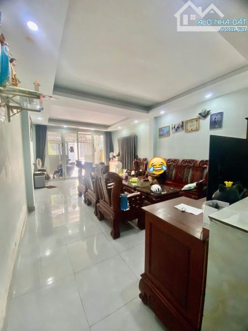 BÁN NHÀ PHẦN MỀN QUANG TRUNG Q12 - 3 TẦNG 99M2 ( 4.5M X 22M) - ĐƯỜNG 6M THÔNG - 5.47 TỶ