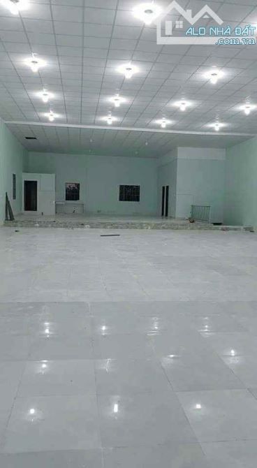 Nhà mặt tiền Nguyễn Thị Minh Khai 518m2 ngang 9m nở hậu dòng tiền 60tr/tháng