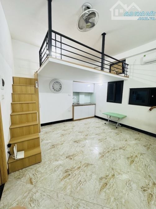 BÁN GẤP TOÀ NHÀ CĂN HỘ DỊCH VỤ YÊN XÁ 50M 9 TẦNG DOANH THU 60tr/tháng NGÕ NÔNG RỘNG