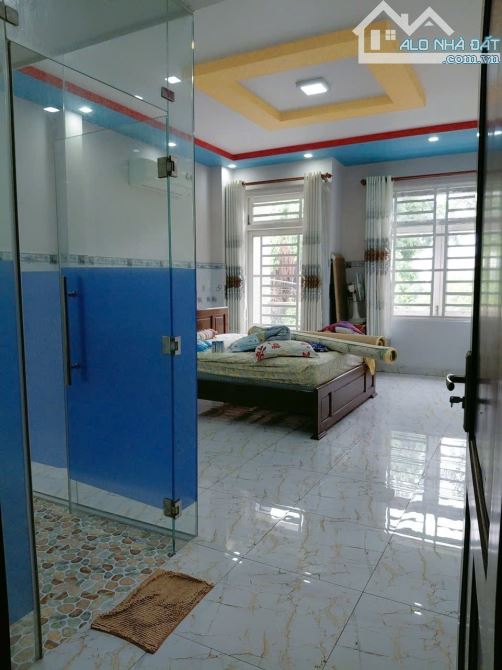 NHÀ Ở NGAY 3 LẦU, 5x20, SÂN THƯỢNG, TRUNG TÂM BÌNH CHUẨN, NHỈN 4 ĐỒNG TL