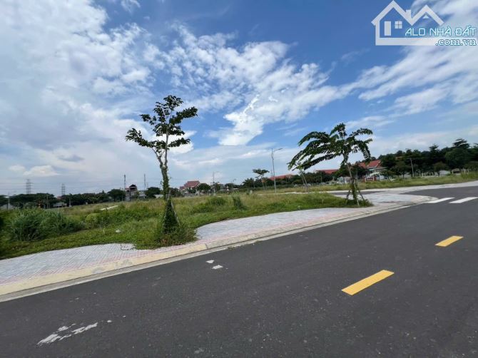 BÁN LÔ ĐẤT MẶT TIỀN CÔNG VIÊN – PHƯỚC LẬP, KHU 5,6ha