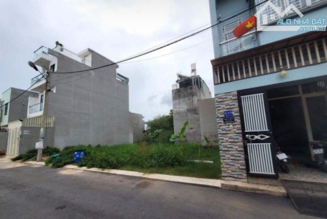ĐẤT NGỘP 390M2 MẶT TIỀN ĐƯỜNG LỚN TRẦN VĂN ƠN GIÁ CẮT LỖ 2 TỶ 350 CÁCH ĐƯỜNG LÊ DUẪN 50M