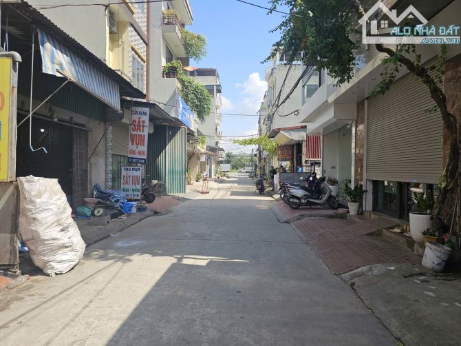Bán gấp dất cầu dừa ,trần trọng liêu  ô tô ,phân lô ,kinh doanh ,ngõ thông giá 8.45 tỷ