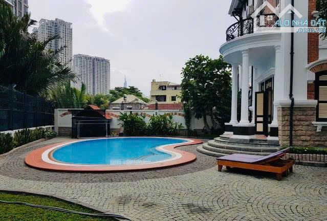 Bán nhà mặt tiền Nguyễn Ư Dĩ Thảo Điền Q2, DT 35x40m CN 1.500m2, 3 tầng , giá 400 tỷ