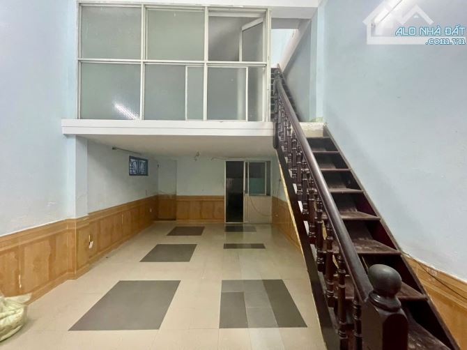 Nhà 2.5 tầng Trung Tâm Hải Châu – Gần đường Thanh Sơn – Giá tốt chỉ 4.1 tỷ
