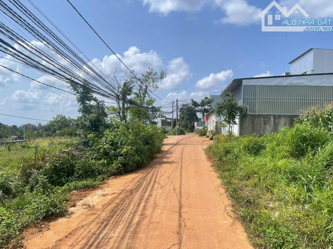 LÔ ĐẤT HẺM 07 YMOAL ⚡️CẤP 1 VÀNH ĐAI  🔥gần các tiện ích như ngân hàng, bách hóa xanh 💧Tr