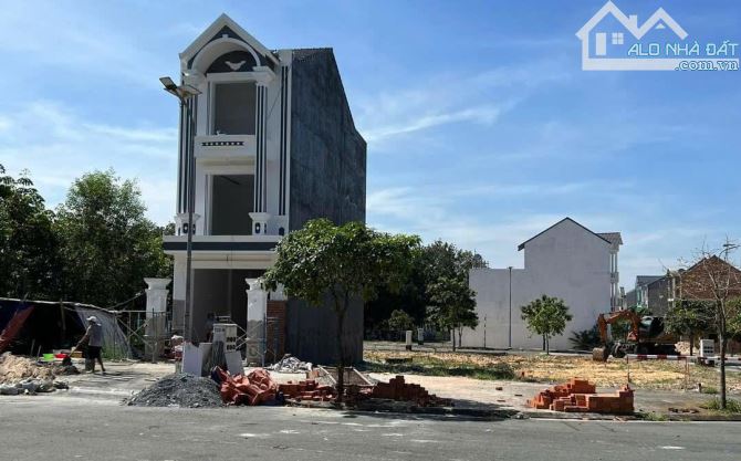 KDC AN PHƯỚC - ĐỐI DIỆN TRUNG TÂM THƯƠNG MẠI VIN NGAY QL51 - LÔ 209m2 GIÁ NGỘP BANK 2 TỶ2