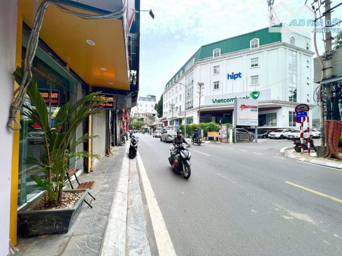 Mặt Phố Mới Thụy Khuê MT10M 340M2 128 Tỷ 3 Thoáng Quy Hoạch ổn định