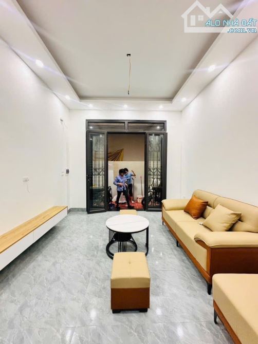 XUÂN ĐỈNH BẮC TỪ LIÊM NHÀ MỚI Ở NGAY 33m2 x 5TẦNG, NGÕ THÔNG Ô TÔ ĐỖ GẦN NHÀ. Giá 7x tỷ