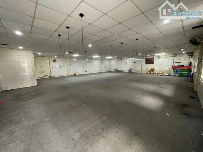 cho thuê kho quận 7 hẻm 458 đường Huỳnh Tấn Phát 600m2 giá 38 tr