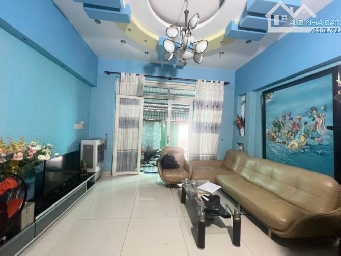 Bán nhà đường số 24, Phường Hiệp Bình, TP HCM. DT 105m2, 3 tầng, 3PN. Sổ hồng, giá 11.85