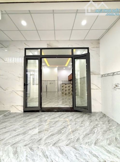 NHÀ CẤP 4 MỚI Ở NGAY – 84M2 – NGANG 7,6M – TRUNG CHÁNH, HÓC MÔN GIÁP Q12