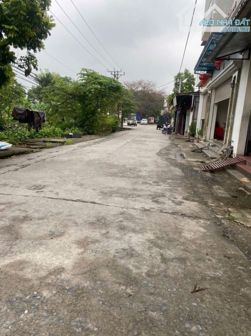 Bán lô 51.5 m tại Hương Mạc , Từ Sơn, giá 1.860 ti