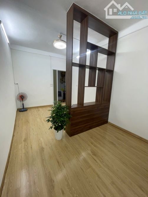 Bán Căn  May 10, Sài Đồng, Long Biên 35m, chỉ 1,48 tỷ
