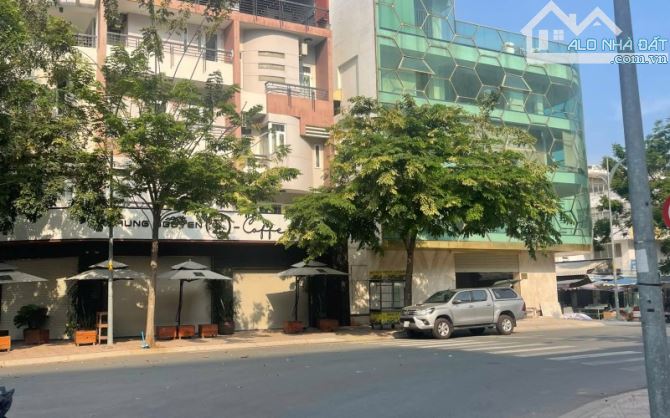 Tòa Nhà Văn Phòng Lương Định Của, Góc, Hầm + 5 Tầng, 67 Tỷ Giảm Còn 63 Tỷ