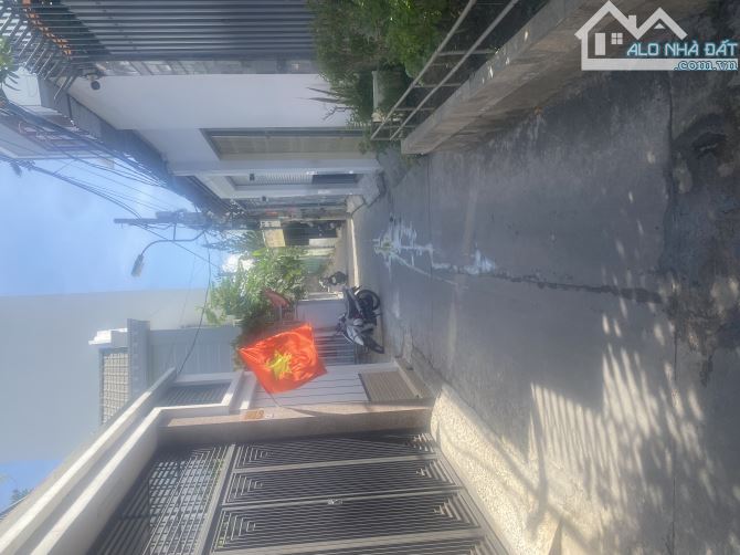 CẦN BÁN 3 LÔ ĐẤT GẦN CHUNG CƯ HOÀNG QUÂN , BẮC NHA TRANG.