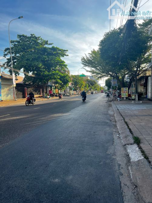 Bán nhà mặt tiền kinh doanh Thủ Khoa Huân - Phan Thiết