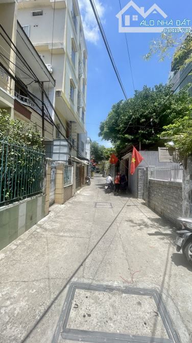 🎉🎉BÁN ĐẤT TẶNG NHÀ SỔ VUÔNG VỨC. 🔲 DT: 89m2 ngang 8.35m đường kiệt xe máy