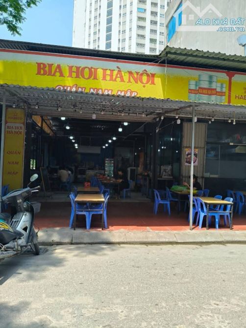 Bán đất Dịch vụ Hàng Bè,Kiến Hưng.Kinh doanh sầm uất.Dt 50m × Mt 4m. Giá 13.3 tỷm × Mt 4m